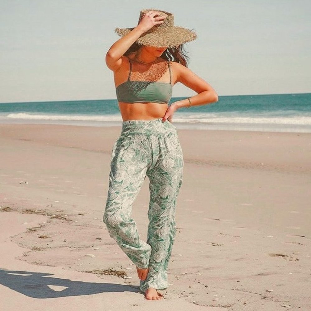 O'Neill Green Leaf Print Lightweight Beach Pants